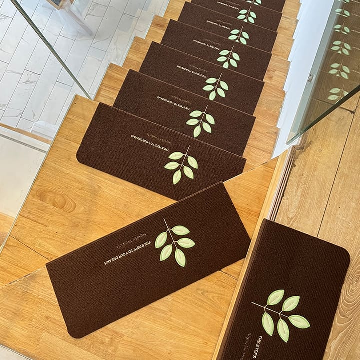 Soft Step Leaf Stair Treads, Dark brown with green leaves